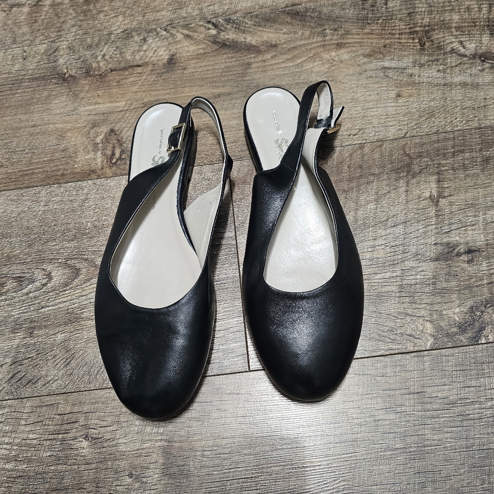 SAS leather flats women's size 10.5